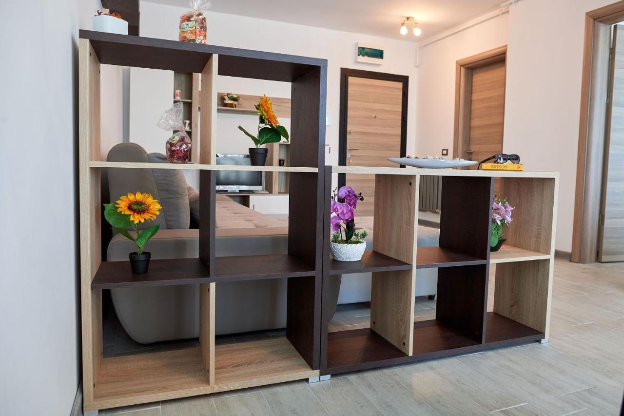 Rubic Apartment Spa N Pool Beach Resort Navodari Bagian luar foto
